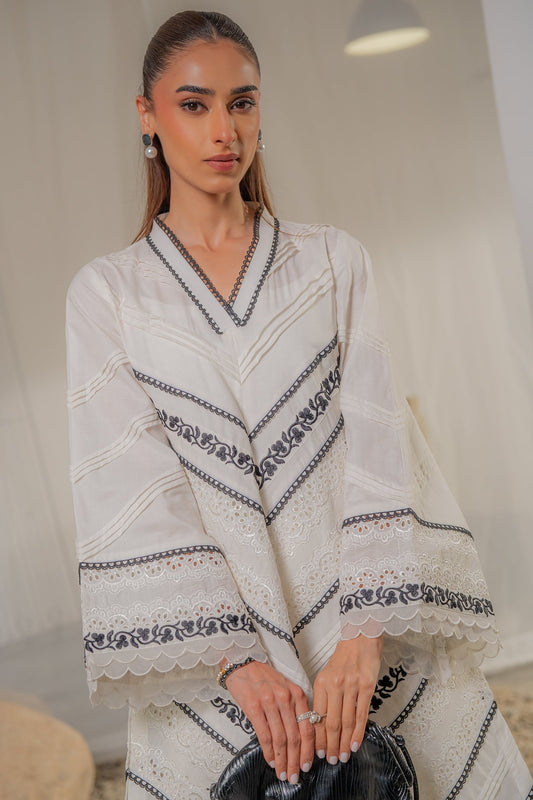 Ivory Noir Embroidered Kurta Set