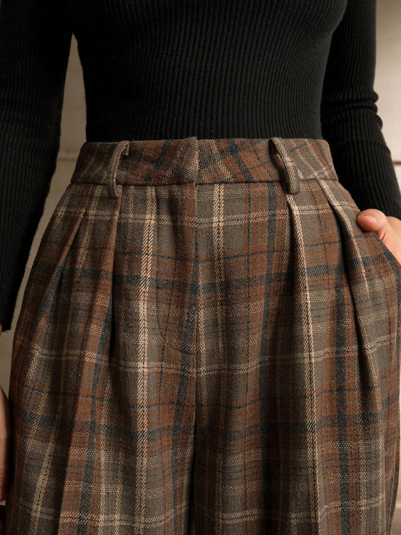 Vintage Checkered High-Waist Wide-Leg Trousers