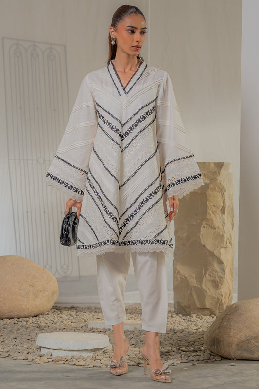 Ivory Noir Embroidered Kurta Set
