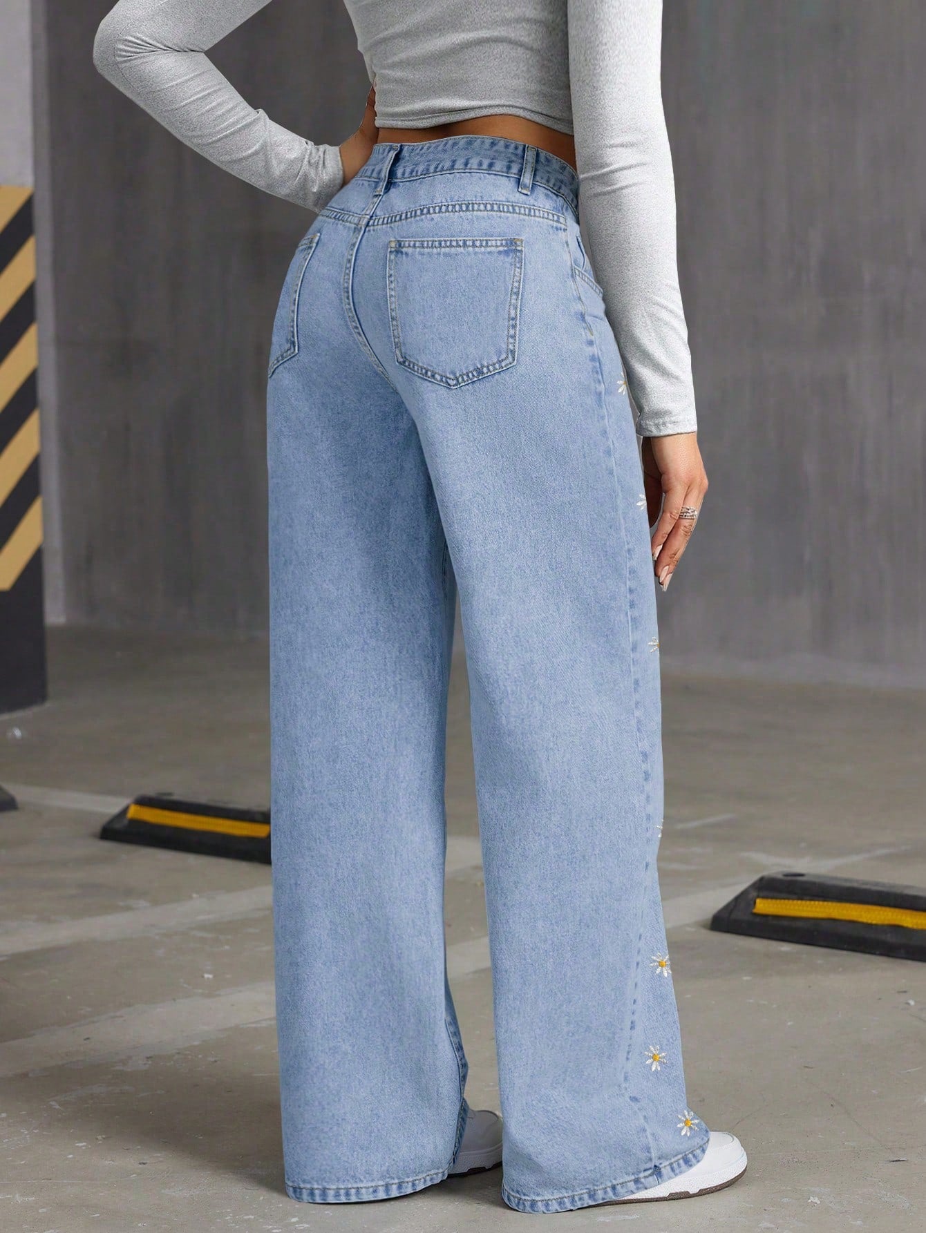 High-Waist Light Blue Daisy Embroidered Wide-Leg Jeans for Women